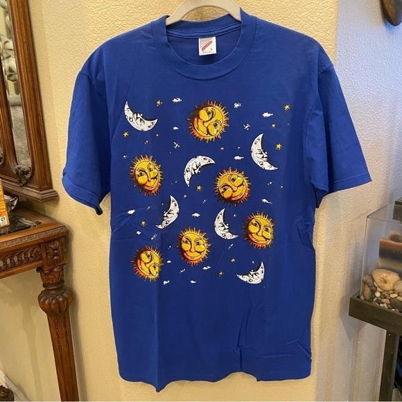 Vintage JERZEES Blue Moon Sun Front & Back Graphic Size Large-Unisex-Made in USA - Picture 1 of 7